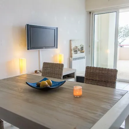 Front De Apartamento Hendaya