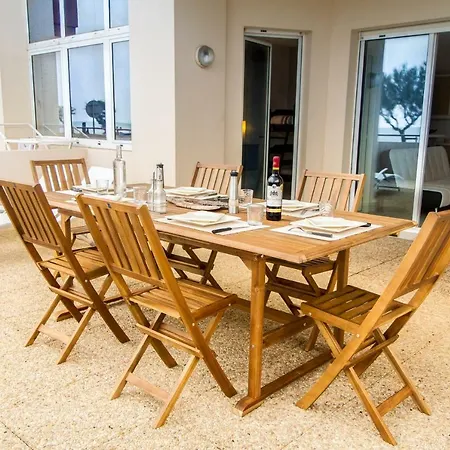 Front De Appartamento